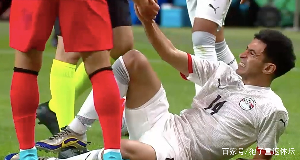 关于韩国全北现代大胜山东鲁能，金英权破门的信息