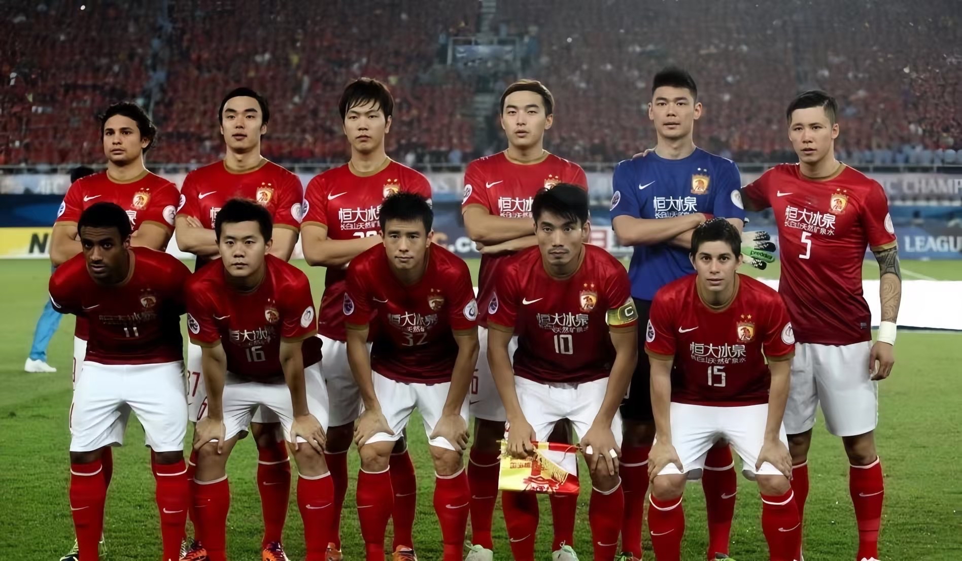 中国球队迎战卫冕冠军，挑战历史巅峰
