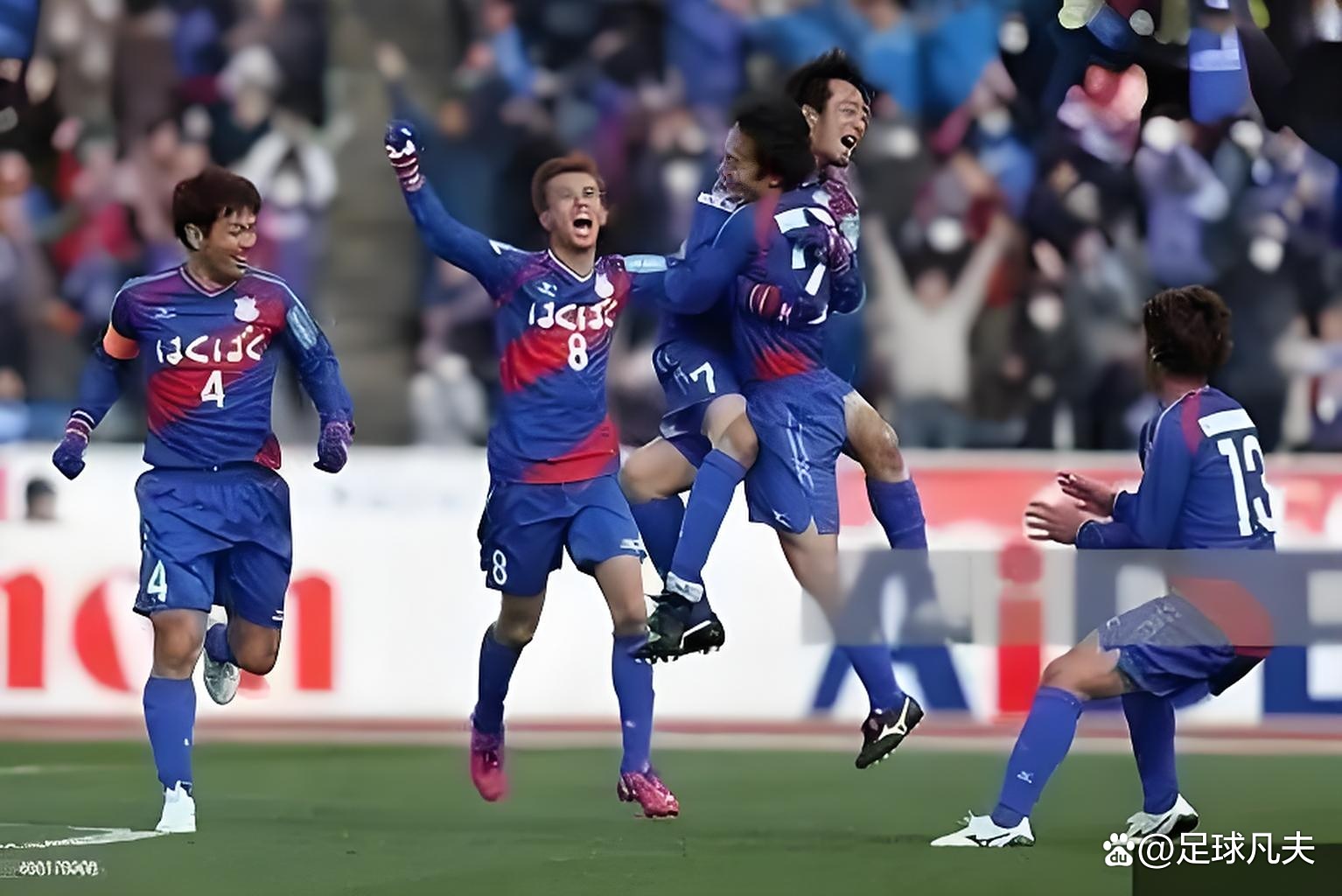 比赛中，队伍实力击败对手获取胜利