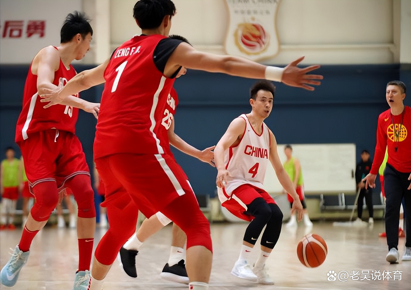 篮球联赛新赛季开启，球队备战