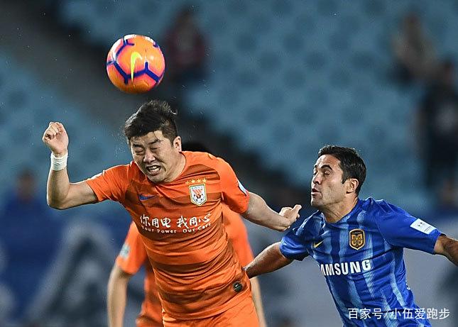 苏宁主场不敌鲁能,遭遇连败 苏宁主场不敌鲁能,遭遇连败