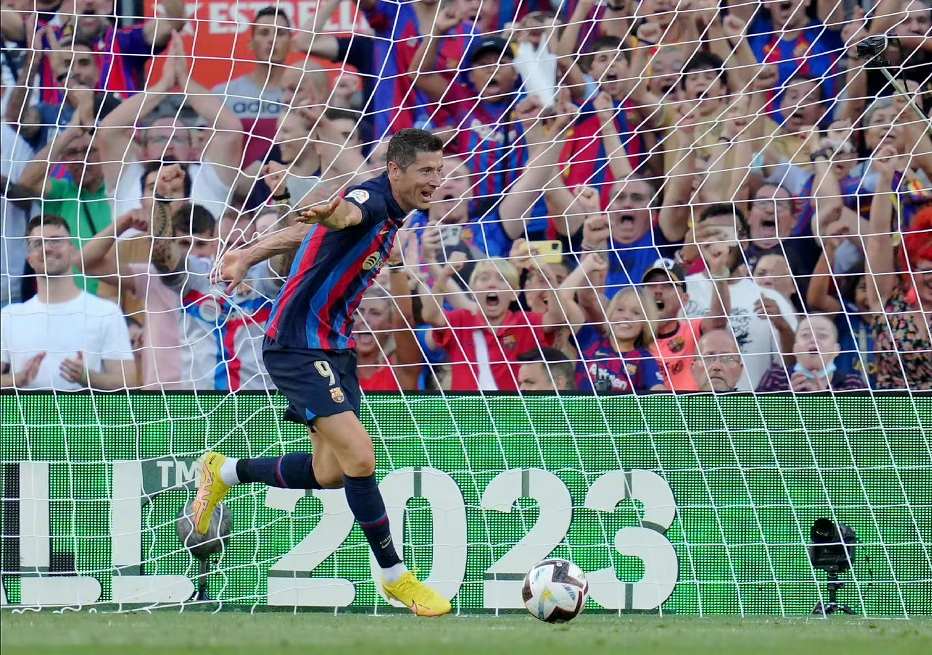 爱游戏官网app-包含巴拉多利德主场逼平，将近一步都喜悦的词条