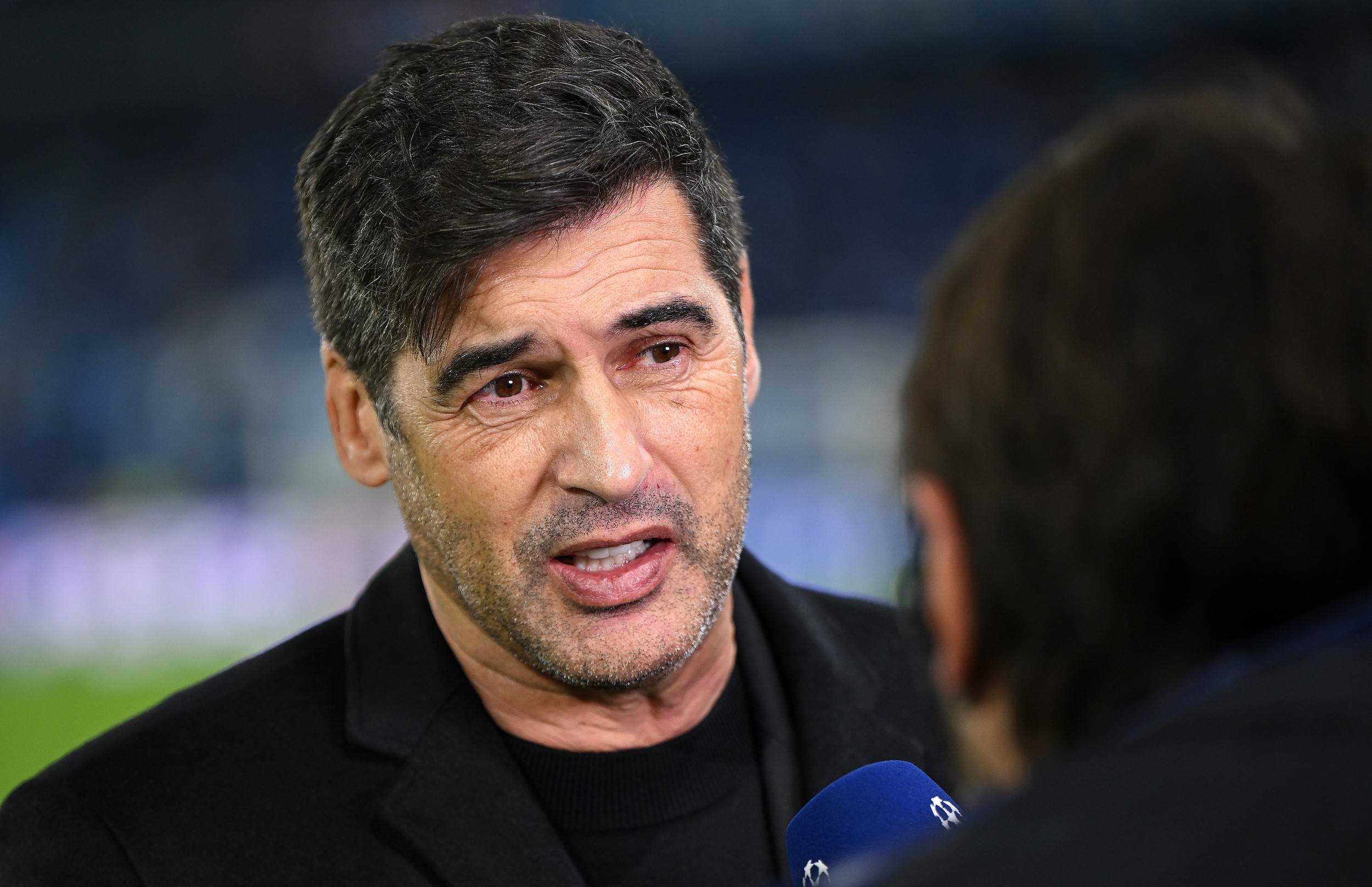 里昂主帅疑似下课，球队陷入风波