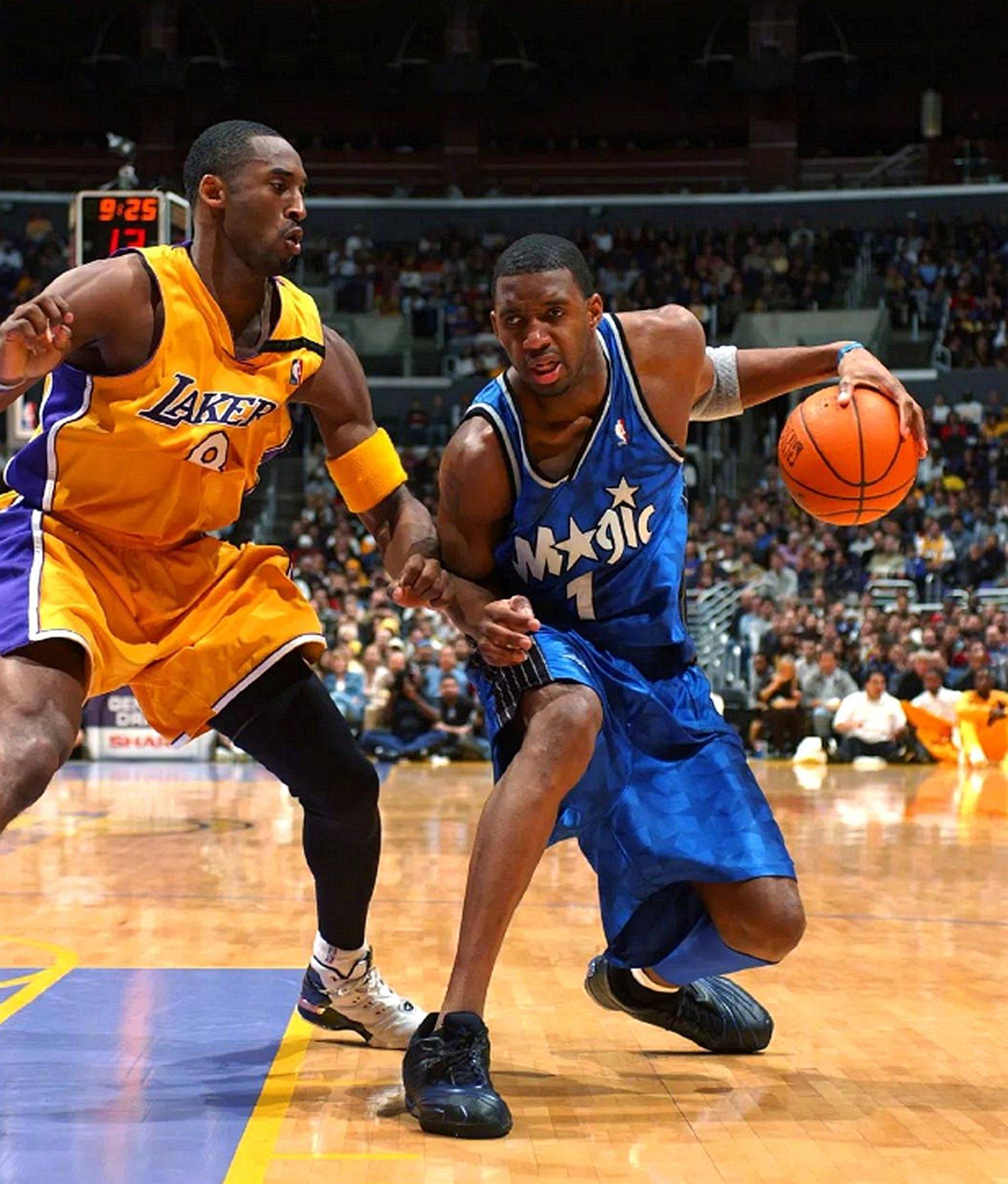 超赞比赛瞬间，球员实力尽显风采的简单介绍