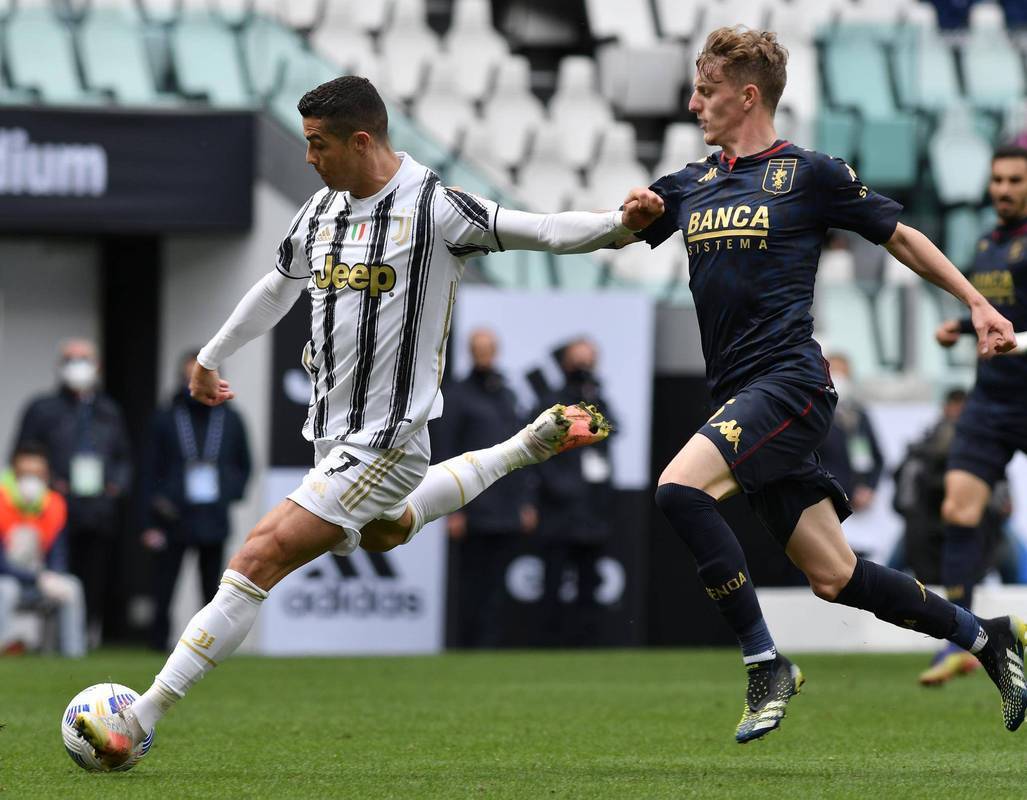 爱游戏视频-帕尔马不敌对手，陷入连败泥沼