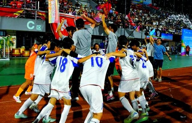 精彩的足球盛事成为热门话题引发热议的简单介绍