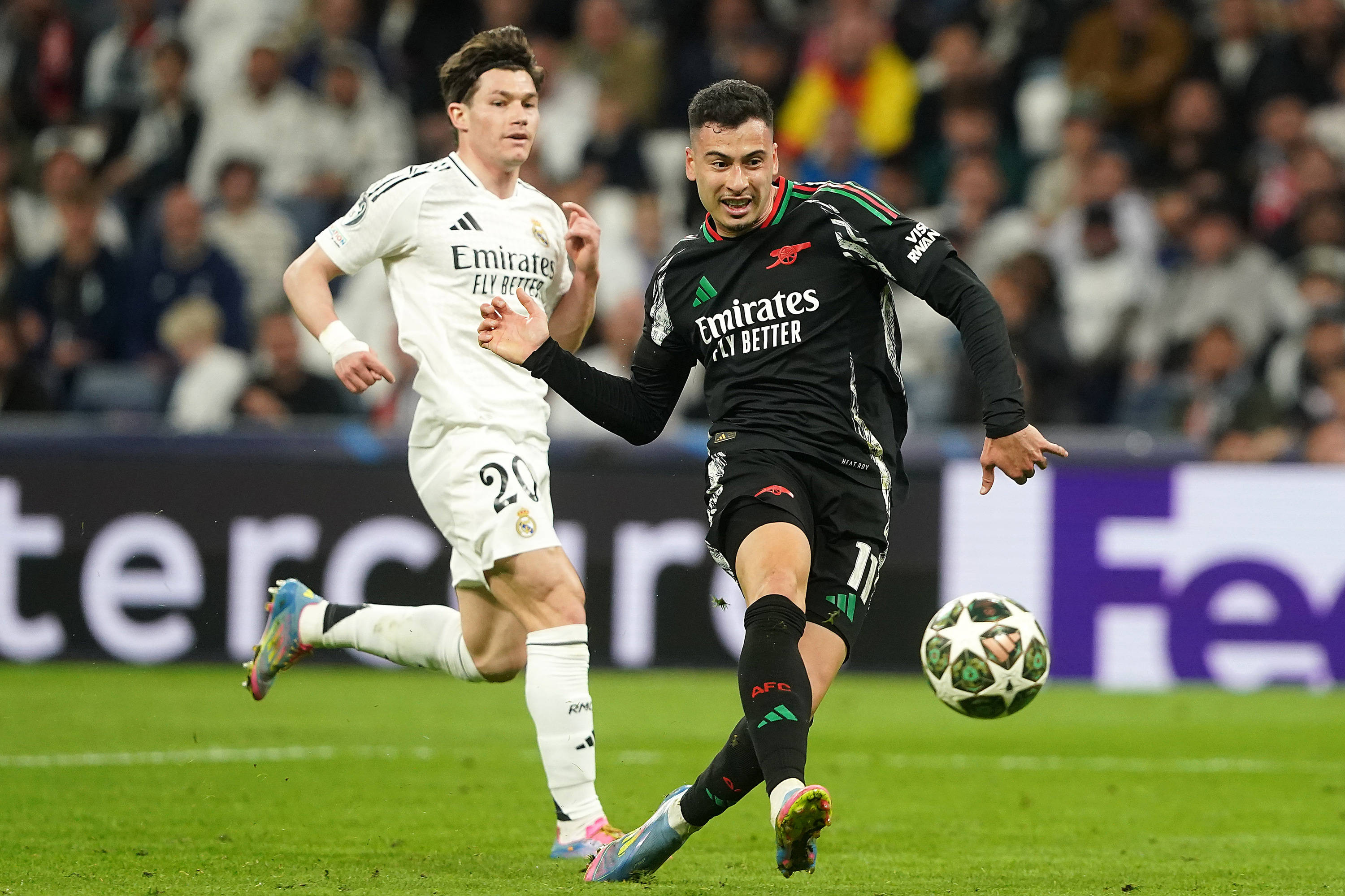 爱游戏亚洲官网-阿森纳客场逆转西汉姆，保住欧联席位的简单介绍