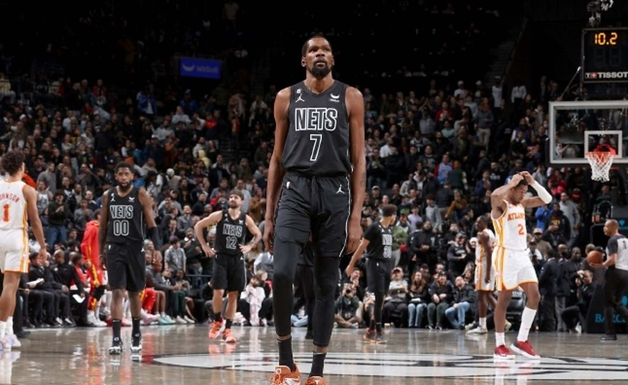 奇才大胜篮网豪取连胜