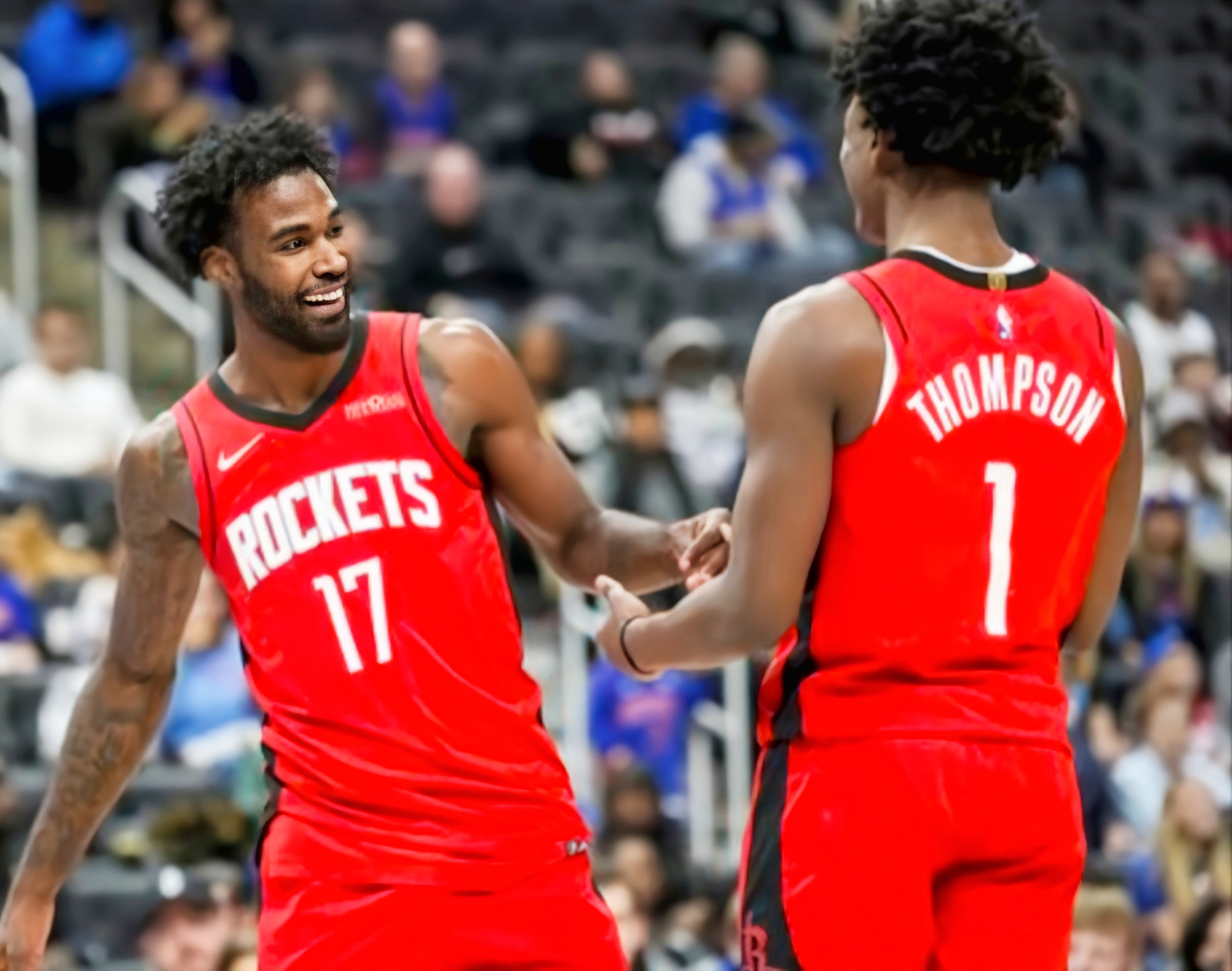 火箭大胜马刺，保持不败记录！