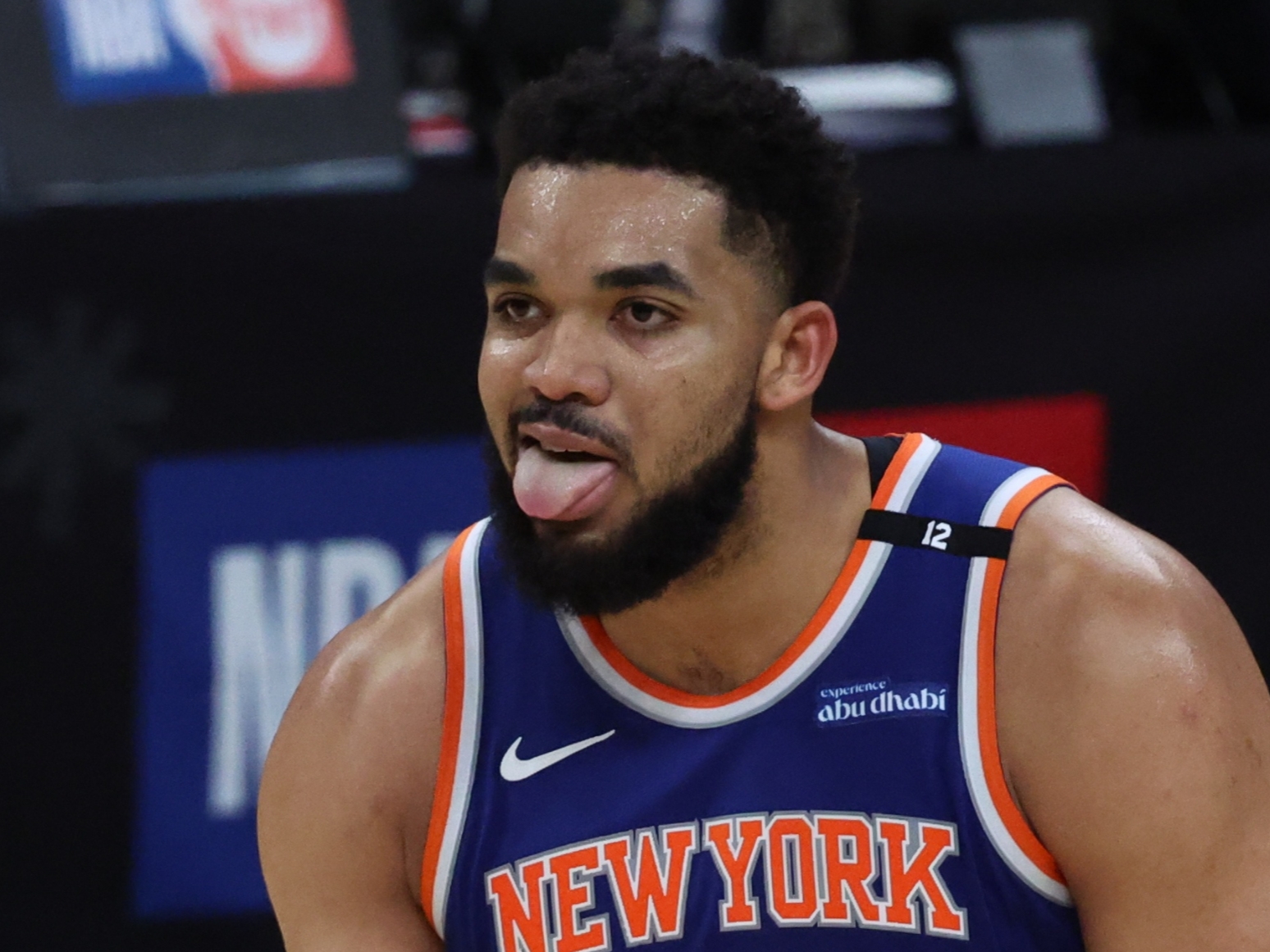 年轻球员展现实力：唐斯炫技助灰熊获胜的简单介绍