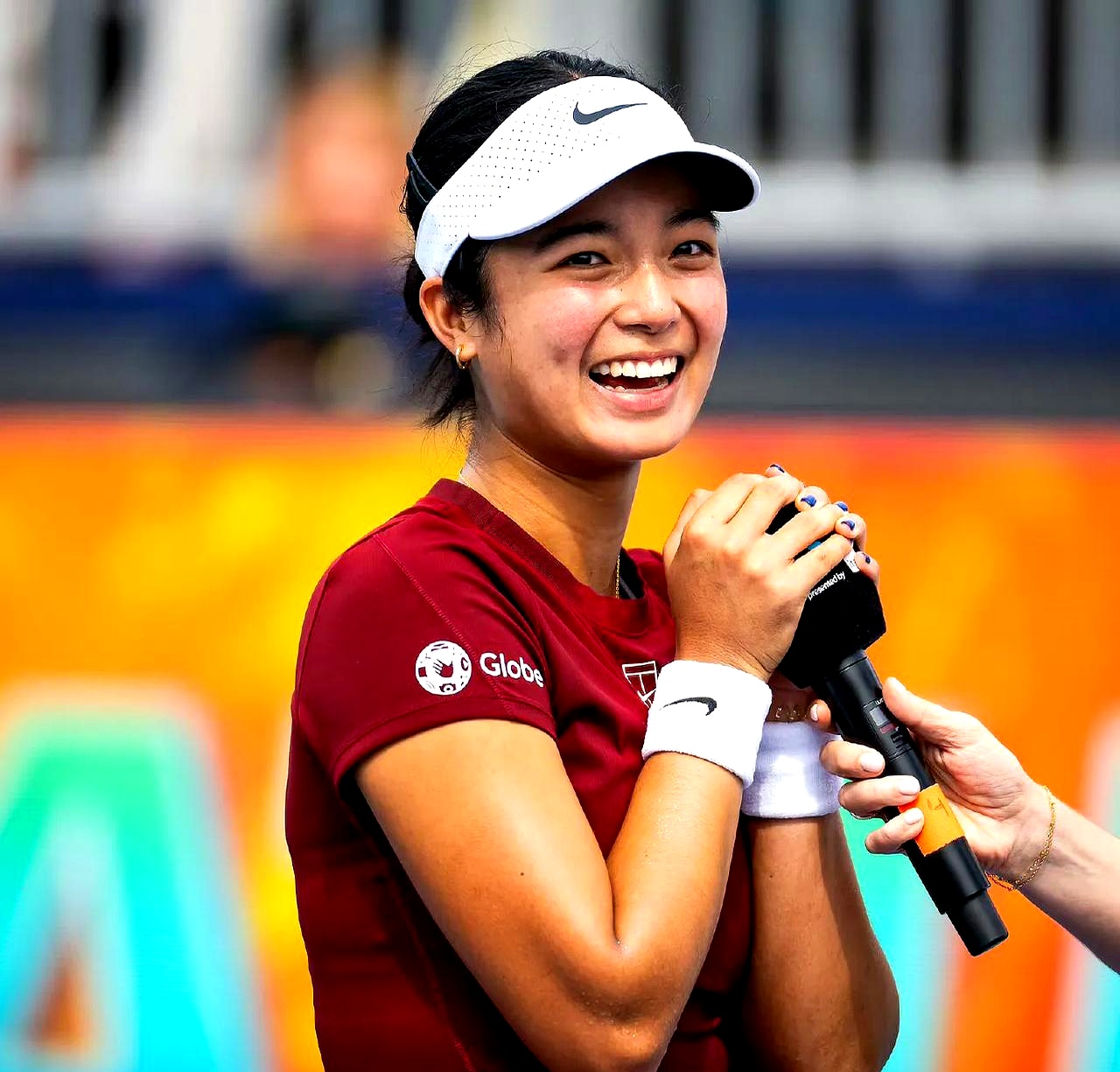 关于乌兹别克斯坦女足新星崭露头角的信息