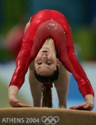 爱游戏app下载地址-跳马比赛中美国选手连续第三次夺得冠军