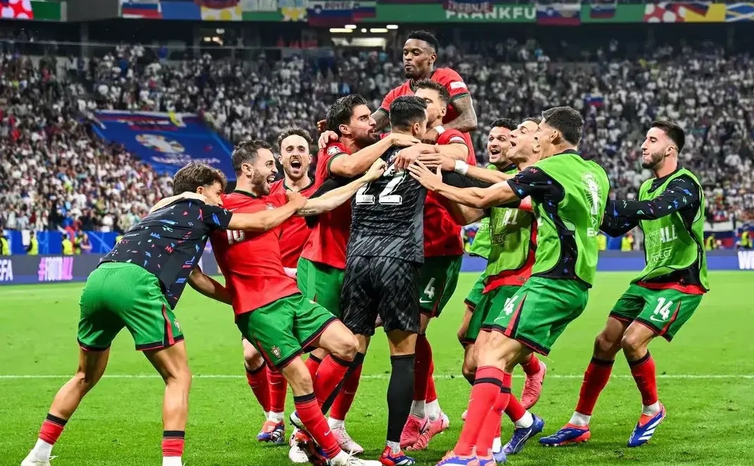 斯洛文尼亚险胜苏格兰，晋级欧国联半决赛的简单介绍