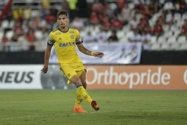 皇家贝蒂斯挑战重围，全力以赴追赶的简单介绍