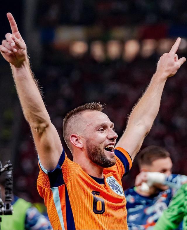 爱游戏网页版入口-荷兰国家队逆转晋级淘汰赛